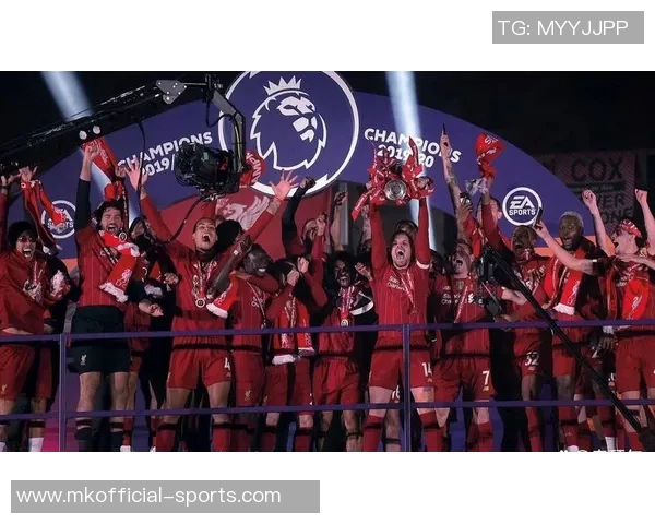 中超精彩对决利物浦轻取那不勒斯乌龙球成比赛转折点战术解析