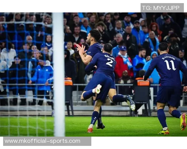 欧联杯惊天逆转尤文图斯力克巴黎圣日耳曼战术解析与精彩瞬间回顾