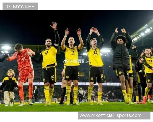 中超精彩对决多特蒙德大胜利物浦补时进球点燃全场激情